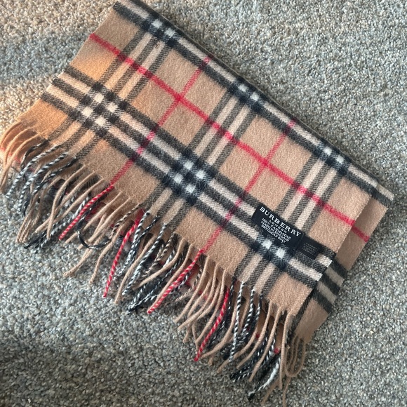 Authentic Burberry Scarf - Picture 7 of 8